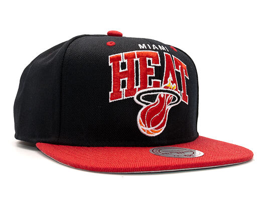 Kšiltovka Mitchell & Ness Team Arch Miami Heat Black Snapback