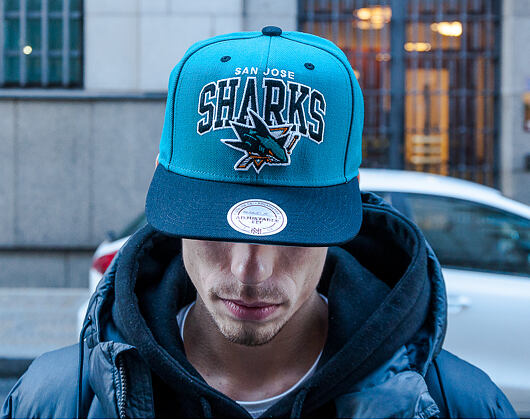 Kšiltovka Mitchell & Ness Team Arch San Jose Sharks Teal/Black Snapback