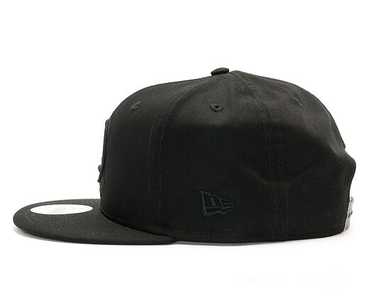 Kšiltovka New Era Black On Black Golden State Warriors Black 9FIFTY Snapback