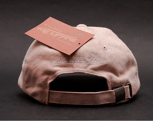 Kšiltovka Mitchell & Ness Micro Suede Slouch Cleveland Cavaliers Light Pink Strapback