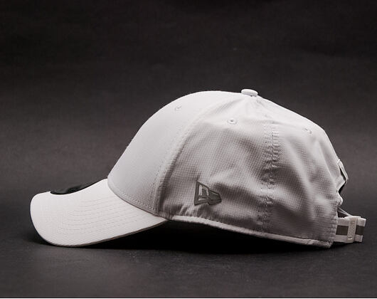 Kšiltovka New Era Reflective Tech 9FORTY White Clipback