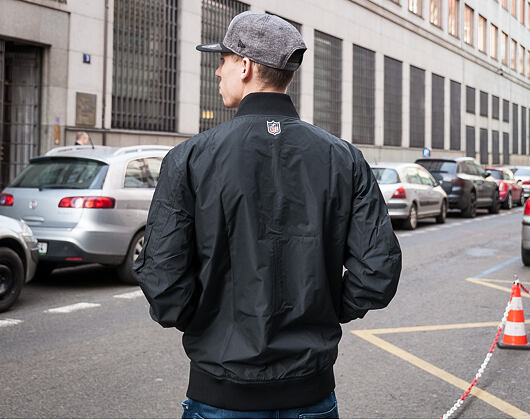 Bunda New Era Concrete Bomber Oakland Raiders Black