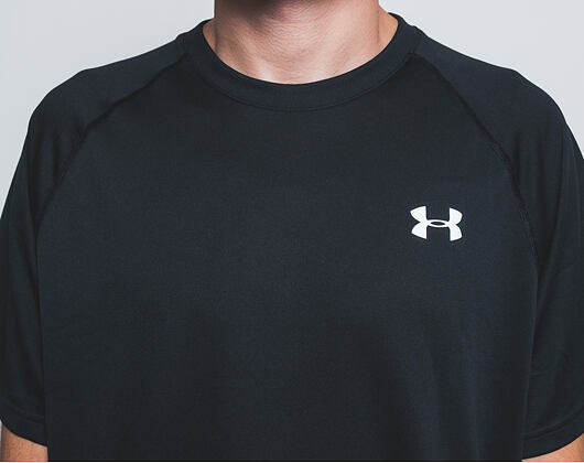 Triko Under Armour Tech SS Tee Black