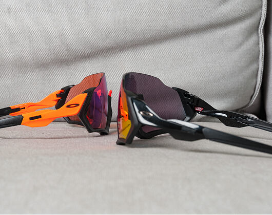 Sluneční Brýle Oakley Flight Jacket Matte Black/Neon Orange Prizm Trail OO9401-0437
