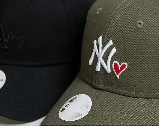 Dámská Kšiltovka New Era 9FORTY New York Yankees Heart Olive Strapback