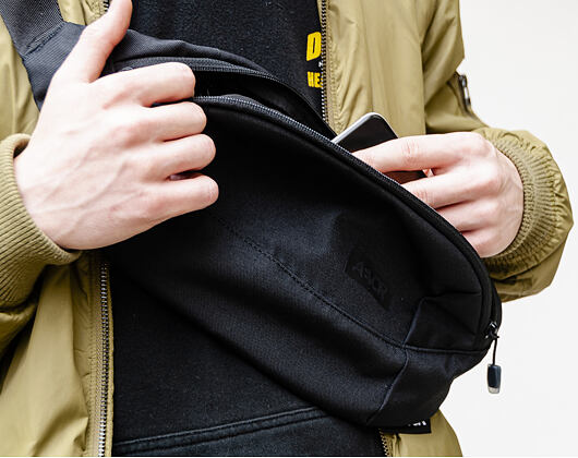 Taška Aevor Shoulder Bag Black Eclipse