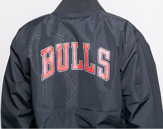Bunda New Era Team Logo Bomber Chicago Bulls Black