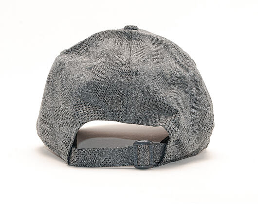 Kšiltovka New Era 9FORTY Engineered Plus New York Yankees Black / Black Strapback