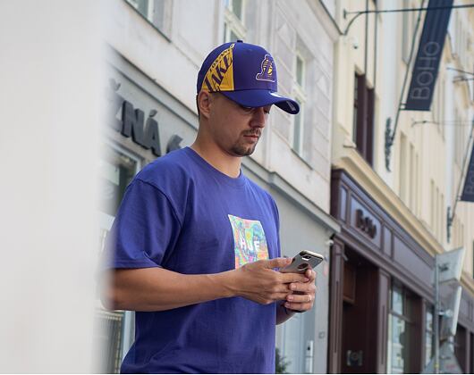 Triko HUF Acid House Box Logo Grape
