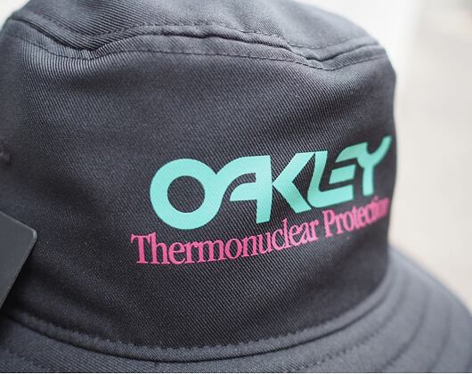 Klobouk Oakley Thermonuclear Protection TNP Fiery Bucket Hat Blackout