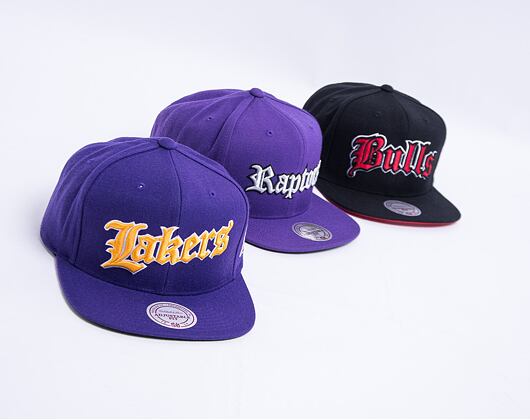 Kšiltovka Mitchell & Ness Old English Faded Snapback Los Angeles Lakers Purple