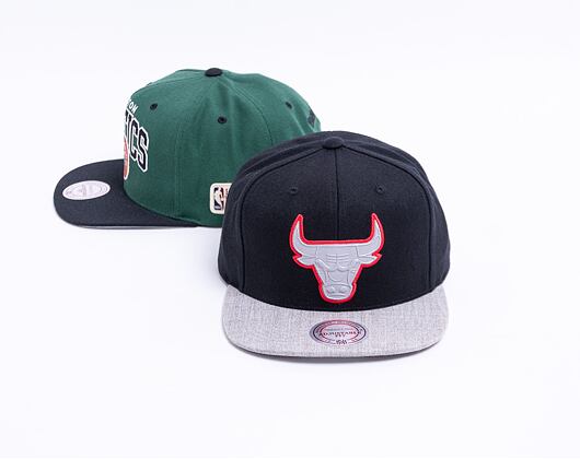 Kšiltovka Mitchell & Ness Chicago Bulls Black Heather Reflective Snapback