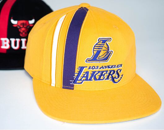 Kšiltovka Mitchell & Ness INTL847 Los Angeles Lakers Time Stripe Deadstock
