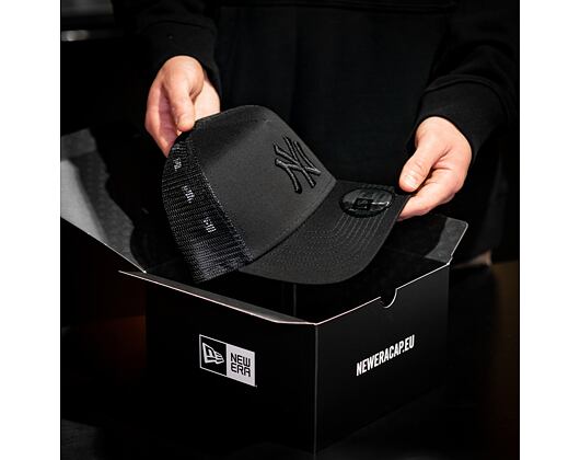 Kšiltovka New Era - MLB Clean 9FORTY Trucker - NY Yankees - Black