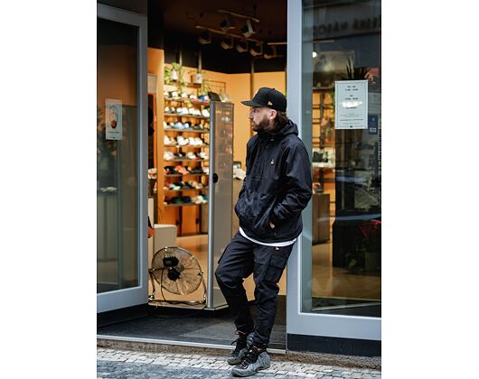 Bunda New Era Contemporary Cargo Windbreaker Black