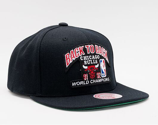 Kšiltovka Mitchell & Ness 91/92 Back 2 Back Champs Snapback HWC Chicago Bulls Black