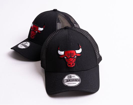 Kšiltovka New Era 9FORTY Trucker NBA Home Field Chicago Bulls Strapback Black