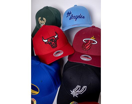 Kšiltovka Mitchell & Ness Team Ground 2.0 Stretch Snapback Miami Heat Maroon