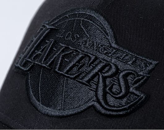 Kšiltovka New Era 9FIFTY NBA Black on Black Los Angeles Lakers Black / Black