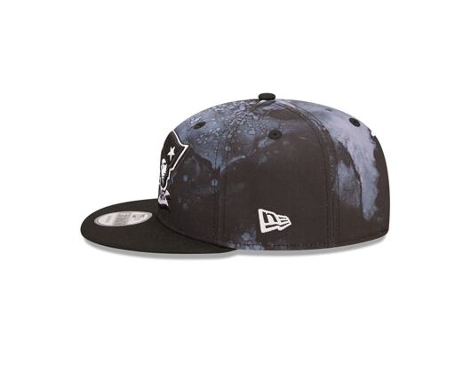 Kšiltovka New Era 9FIFTY NFL22 Sideline "Ink Dye" New England Patriots Black / White