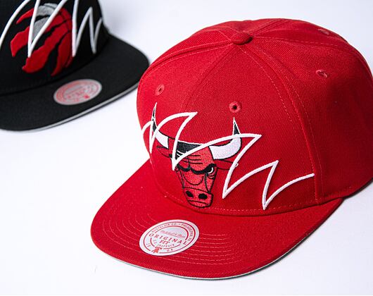 Kšiltovka Mitchell & Ness Shark Bite Snapback Nba Chicago Bulls Red