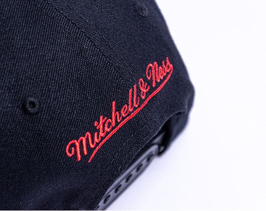 Kšiltovka Mitchell & Ness Team 2 Tone 2.0 Stretch Snapback Hwc Philadelphia 76Ers Black / Red
