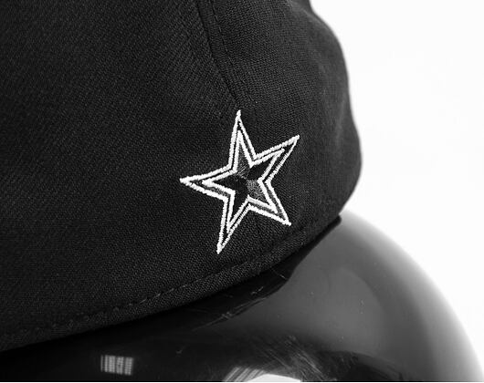 Kšiltovka New Era 39THIRTY NFL22 Sideline Dallas Cowboys Black / White