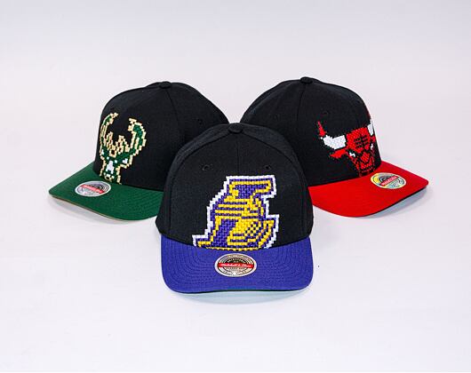 Kšiltovka Mitchell & Ness 8 Bit XL Classic Red Los Angeles Lakers Black