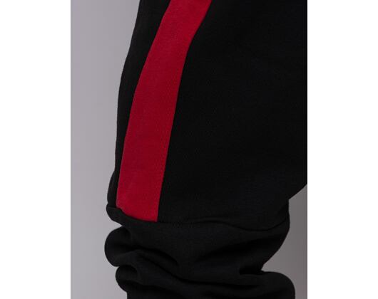 Tepláky New Era NBA Panel Joggerss Chicago Bulls Black/Red