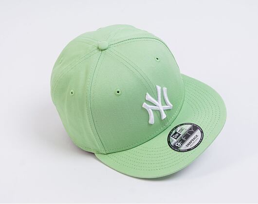 Kšiltovka New Era 9FIFTY MLB League Essential New York Yankees Bright Green / White