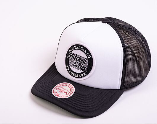 Kšiltovka Mitchell & Ness Branded Home Run Trucker Branded Black / White