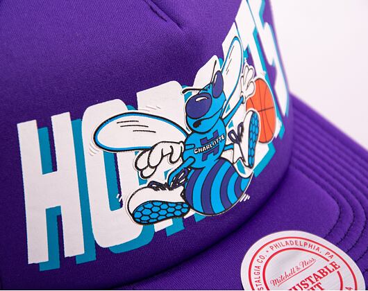 Kšiltovka Mitchell & Ness NBA Billboard Trucker Snapback Hwc Charlotte Hornets Purple