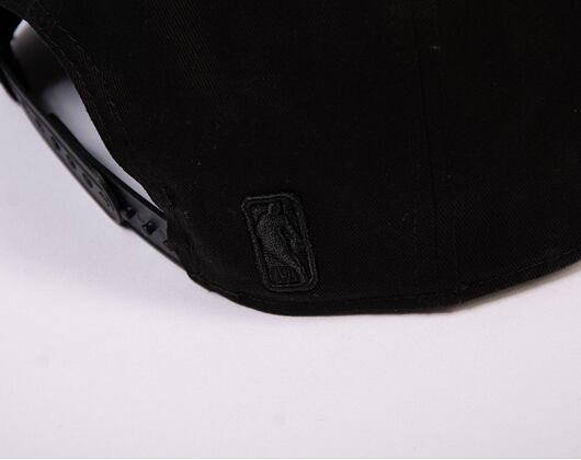 Kšiltovka New Era 9FIFTY NBA Black on Black Los Angeles Lakers Black / Black