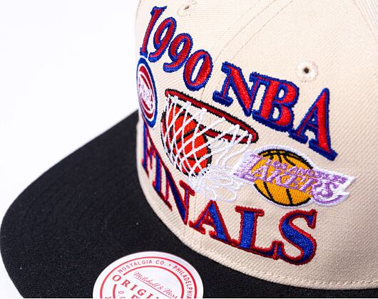 Kšiltovka Mitchell & Ness Nba Finals Remix Snapback Hwc Finals Lakers Vs. Pistons Off White