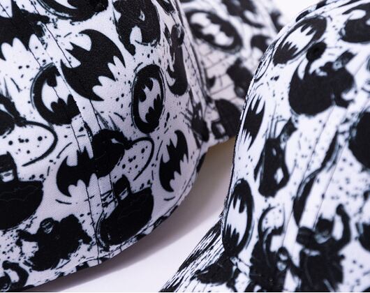 Dětská kšiltovka New Era 9FORTY Kids Superhero All Over Print Batman White