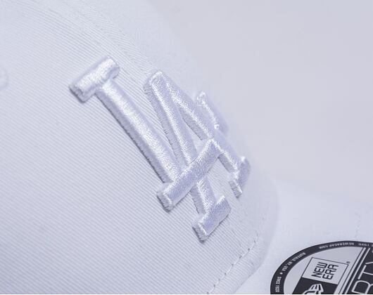 Kšiltovka New Era 9FORTY MLB Nos League Essential Los Angeles Dodgers - White