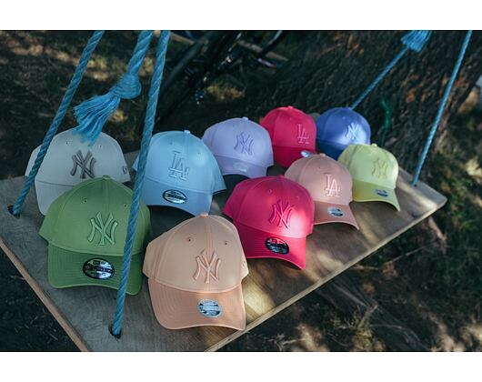 Kšiltovka New Era 9FORTY MLB League Essential New York Yankees - Blush Pink