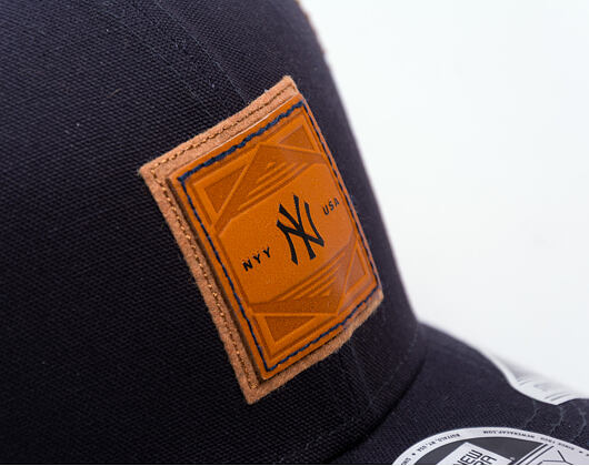 Kšiltovka New Era - MLB Debossed 9SEVENTY Stretch-Snap - NY Yankees - Navy / Brown