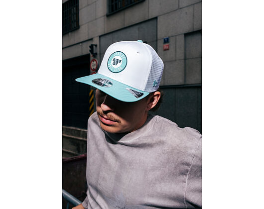 Kšiltovka New Era - LIV Golf 9SEVENTY Trucker - Torque - White