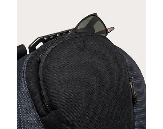 Batoh Oakley - Kitchen Sink - Graphite