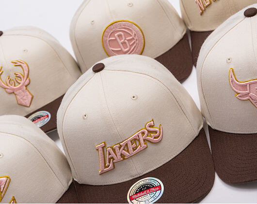 Kšiltovka Mitchell & Ness - Blush Sand Classic Red - Los Angeles Lakers - Sand/Brown