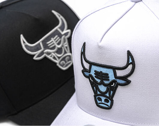 Kšiltovka Mitchell & Ness - NBA Core Xi Pro  Bulls - Chicago Bulls - White-Blue