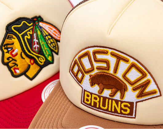 Kšiltovka Mitchell & Ness - NHL Vintage Block Trucker - Boston Bruins - Cream