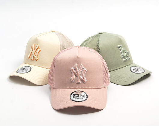 Kšiltovka New Era - MLB Outline 9FORTY A-Frame Trucker - NY Yankees - Pink Rouge / White