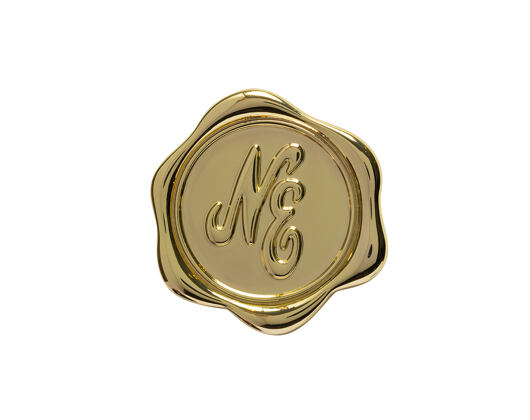 Připínáček New Era - Branded Cap Pin Stamp - Gold