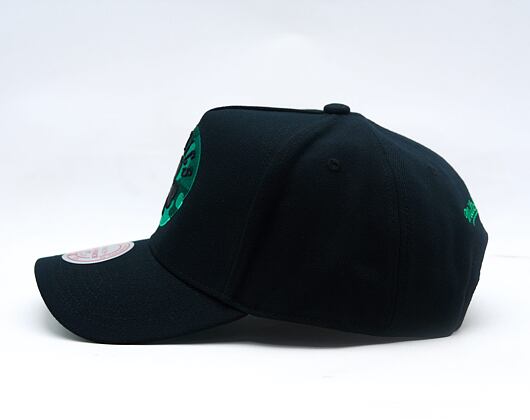 Kšiltovka Mitchell & Ness - NBA 404 Club Camo Pro Snapback - Boston Celtics - Black