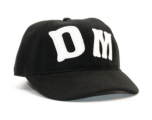 Kšiltovka Pink Dolphin Motorsports 8 Panel Black Fitted