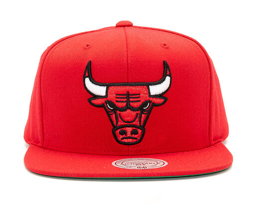 Kšiltovka Mitchell & Ness Solid Team Colour Chicago Bulls Red Snapback