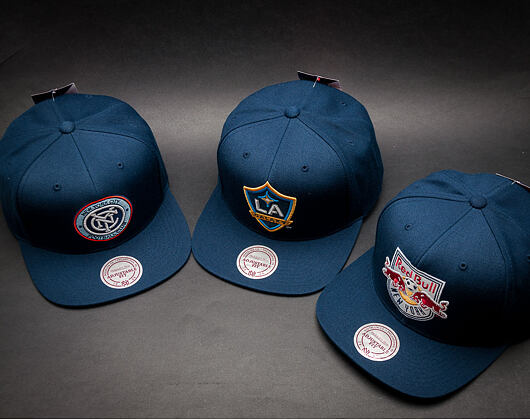 Kšiltovka Mitchell & Ness Wool Solid New York RedBull Snapback