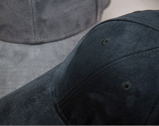 Dámská Kšiltovka New Era Suede Essential 9FORTY Black Strapback